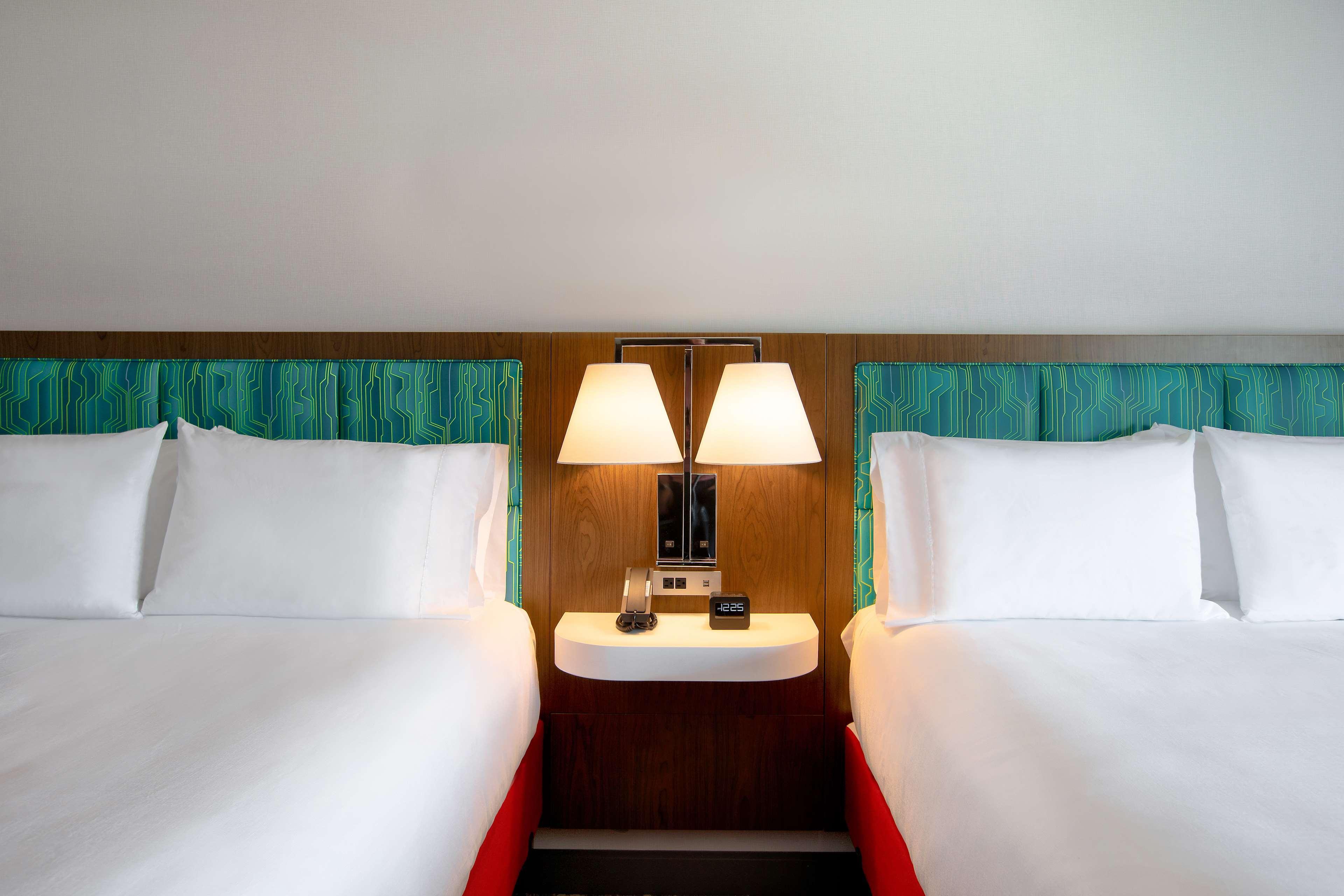 Hampton Inn & Suites Ottawa West, Ontario, Canada Εξωτερικό φωτογραφία
