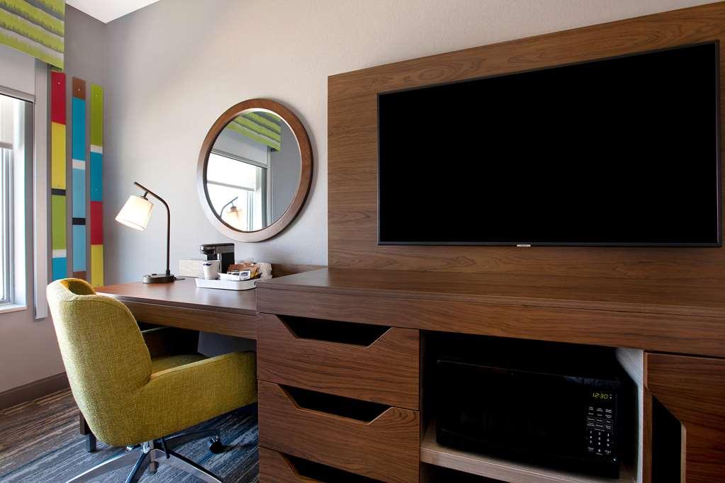 Hampton Inn & Suites Ottawa West, Ontario, Canada Δωμάτιο φωτογραφία
